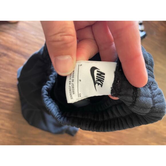 Nike boys small joggers - Picture 3 of 4